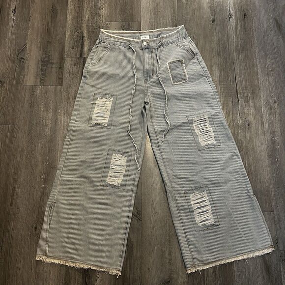 POL Women’s Pants Striped Extra Wide Leg Size Large Pinstripes Patches Blue - Picture 1 of 8